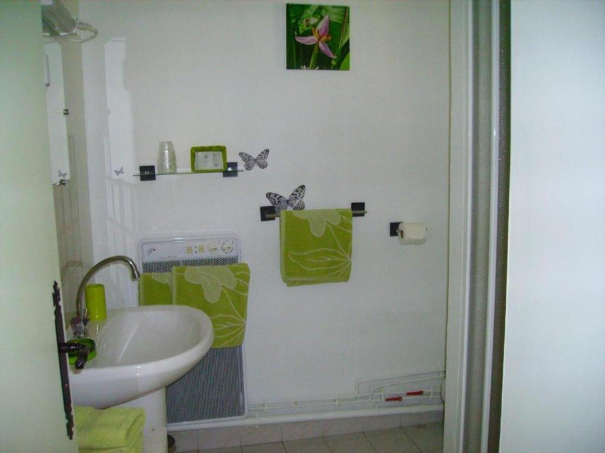 Auberge Du Riou Puget-Rostang Esterno foto