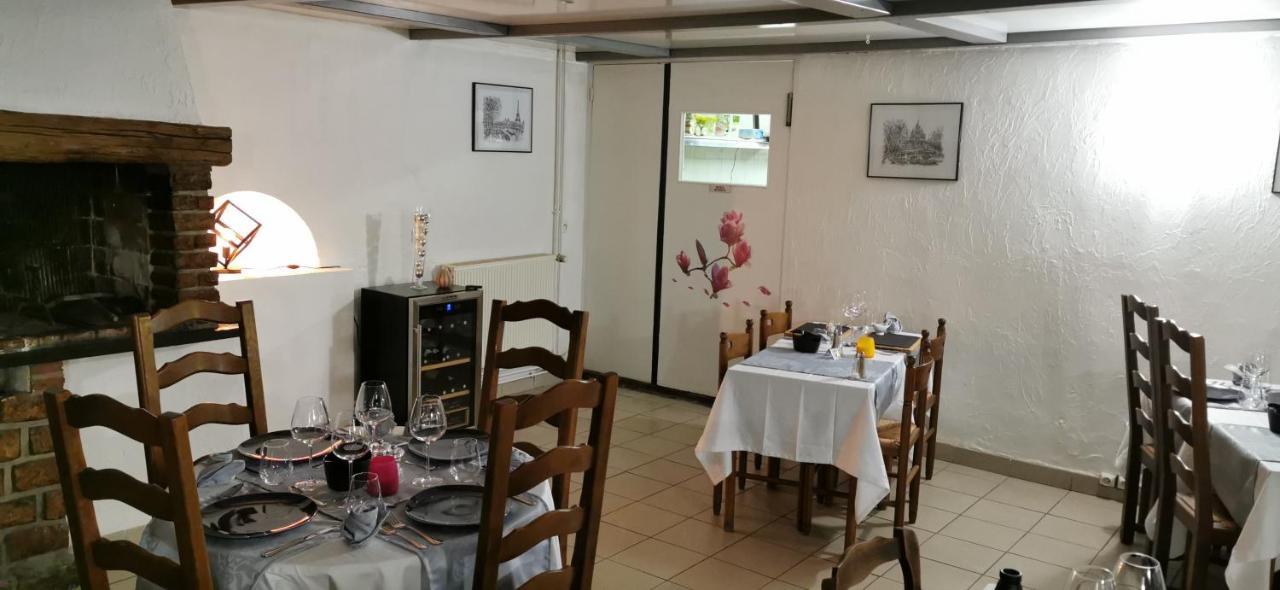Auberge Du Riou Puget-Rostang Esterno foto