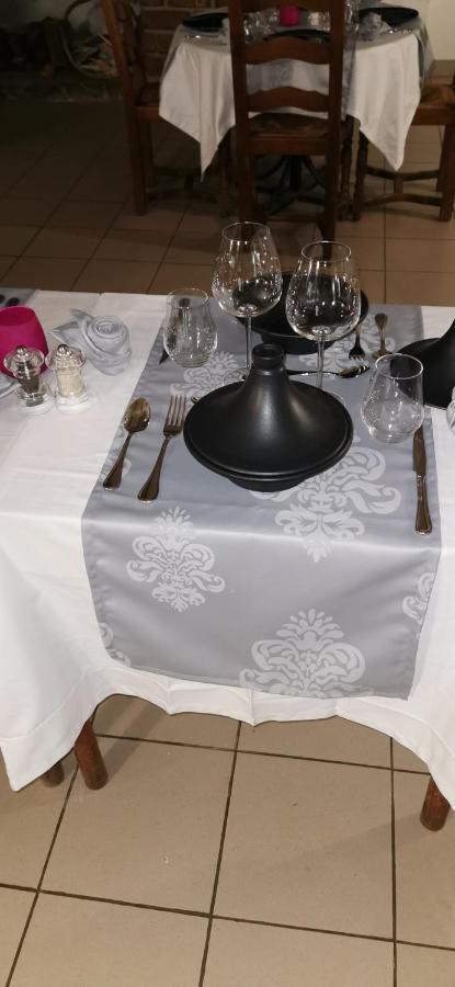 Auberge Du Riou Puget-Rostang Esterno foto