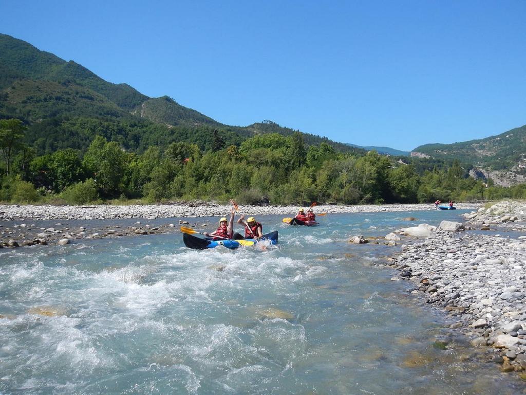 Auberge Du Riou Puget-Rostang Esterno foto